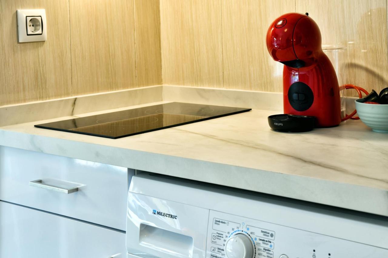 Wonderstays Apartamentos Vela Málaga Exteriör bild