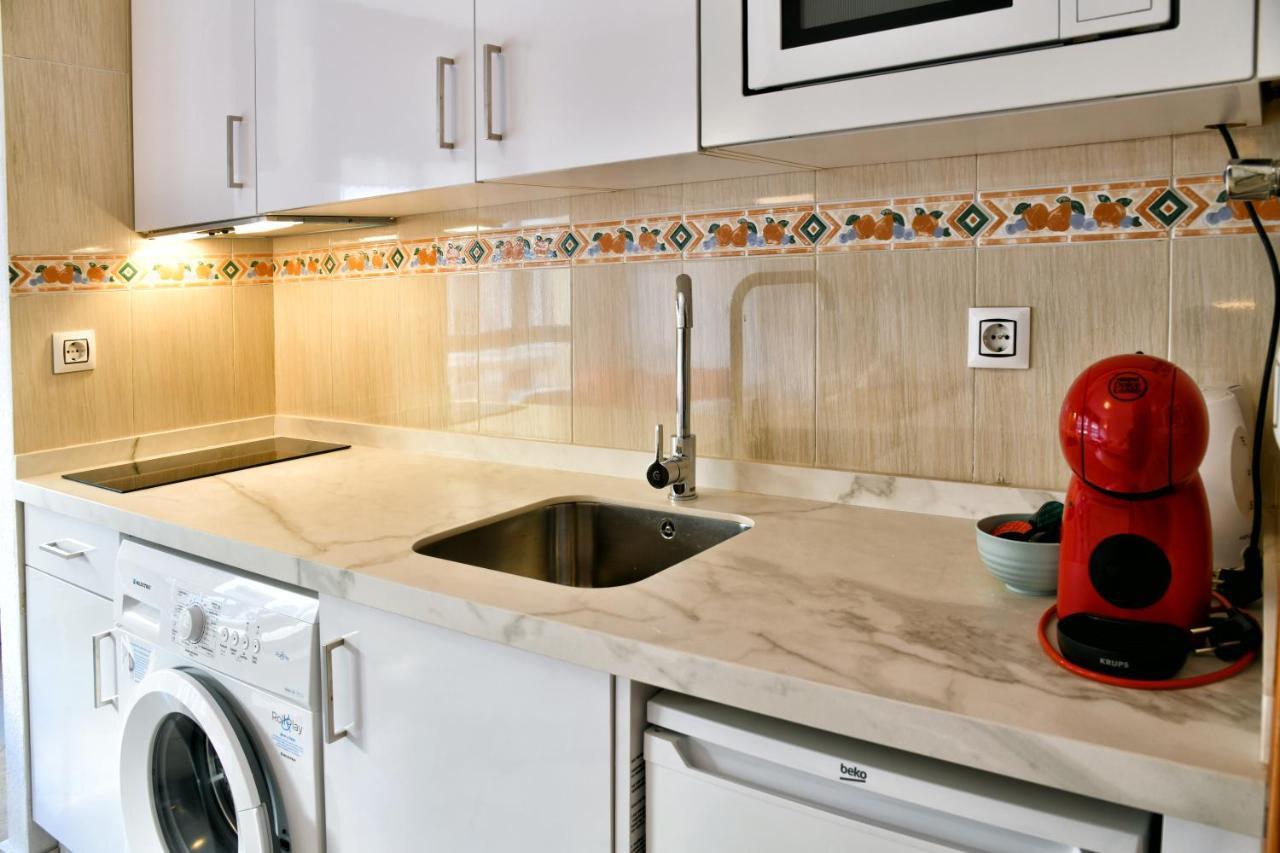 Wonderstays Apartamentos Vela Málaga Exteriör bild